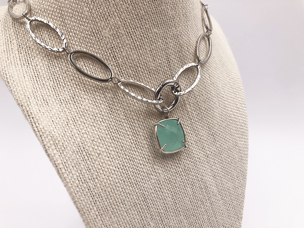 Gorgeous Infinity Collection Silver Grip
