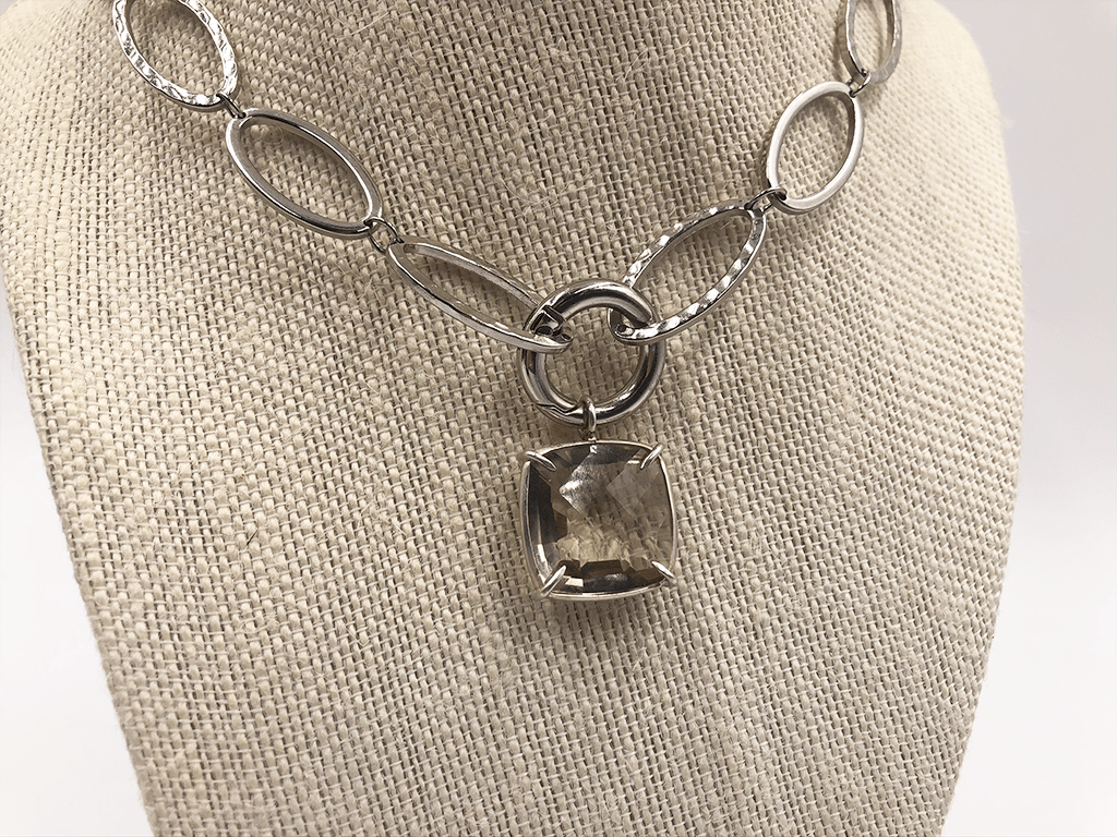 Gorgeous Infinity Collection Silver Grip