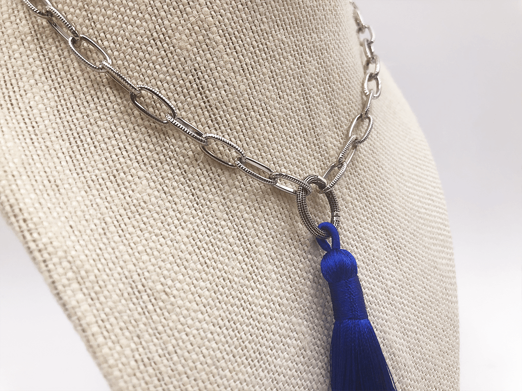 Elegant Oval Closures