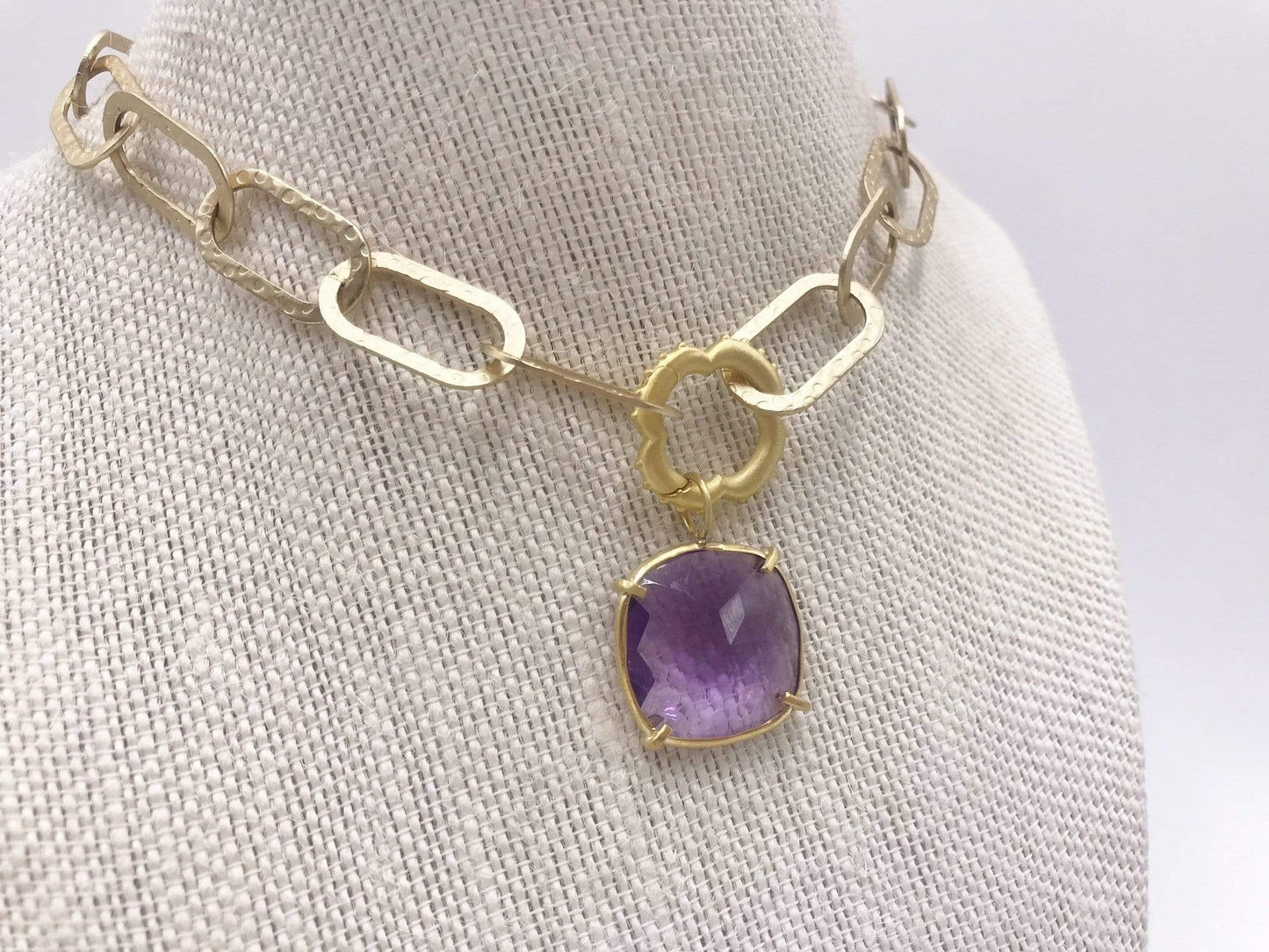 Gorgeous Infinity Collection Golden Grip