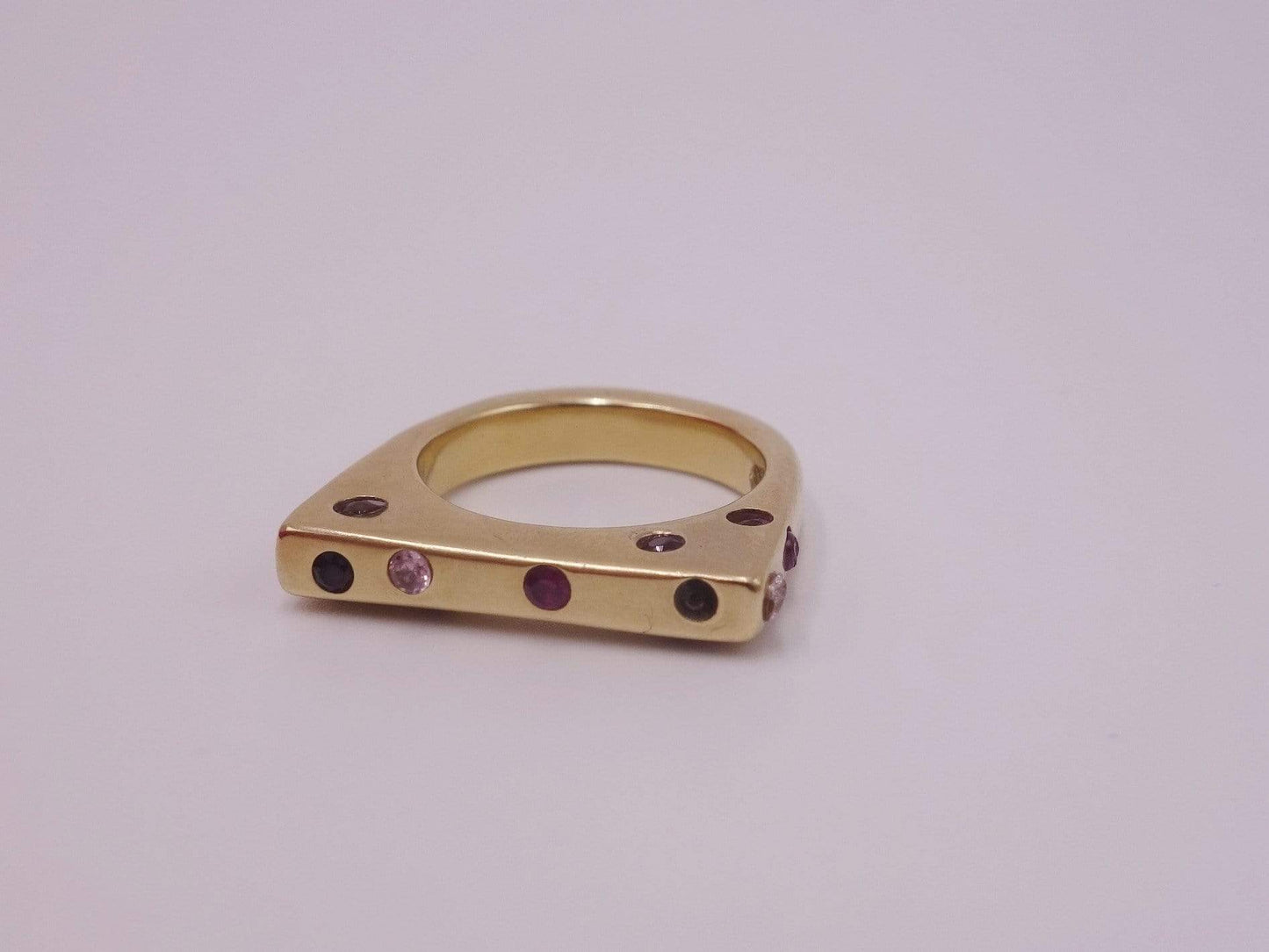 Solid 18kt Gold Ring with Pink Sapphires