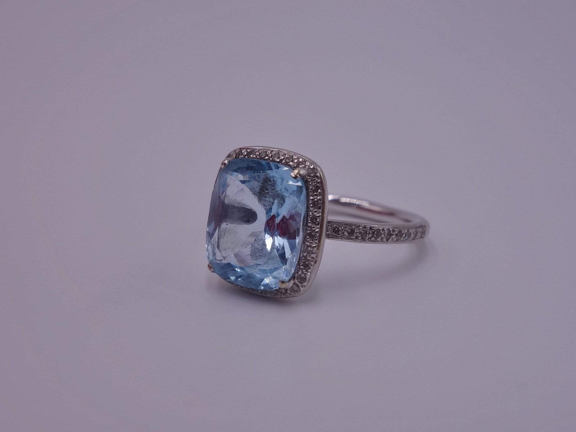 White Gold Aquamarine Ring with Pave Diamonds