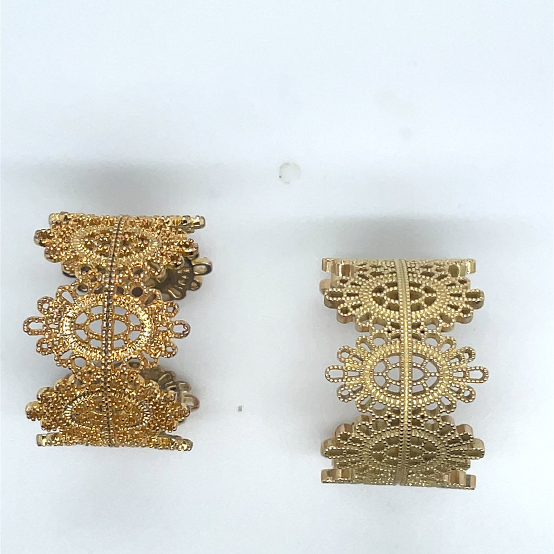 Glorious Crochet Grandmothers Gold Ring