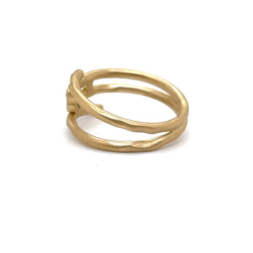 Fantastical Twig ring with diamonds to sit like dew drops
