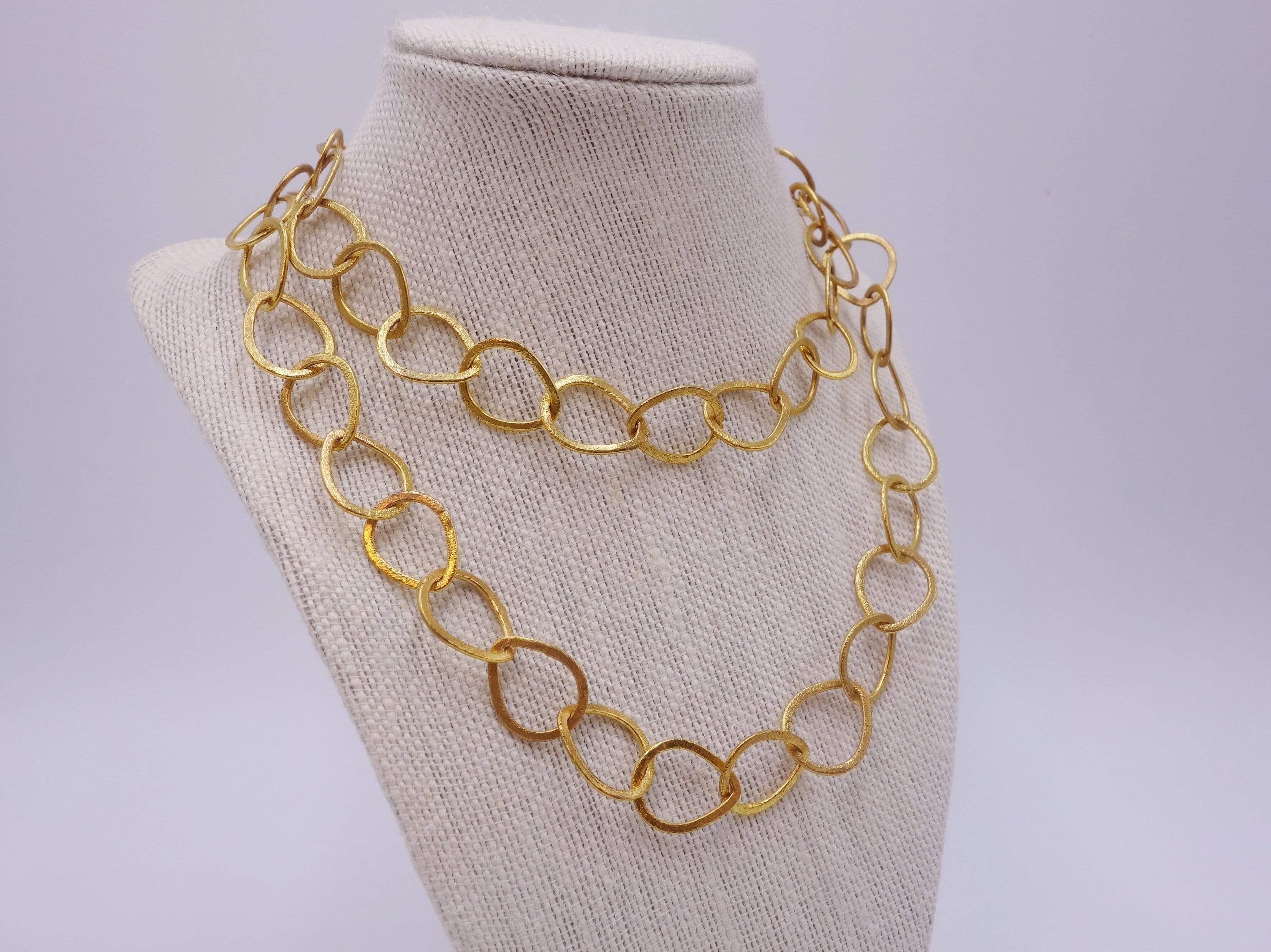 LINK Necklaces: Premium Golden Water Drop Chain – Cecilia Jewel Design ...