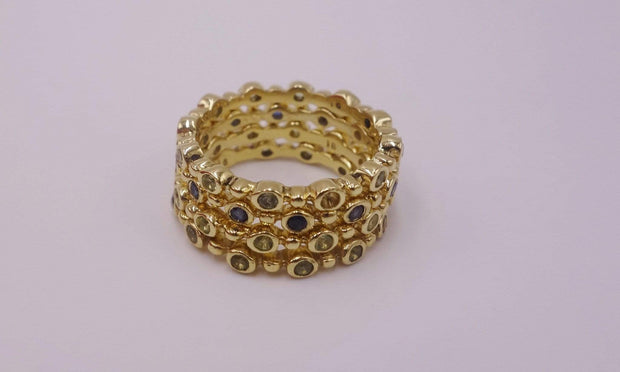 Unending Circle Gold Ring with Rubies